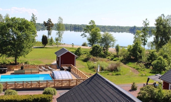 Vackelsang Chalet De Esquí | Dream location on the lake with pool, internet, sauna, fire place and boat with electric engine