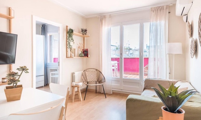 Esquerra de l'Eixample Apartamento | Atardeceres soñados en ático céntrico c/terraza