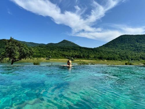Asparuhovo Hotel | Drive Point (Adventure Lake Resort)