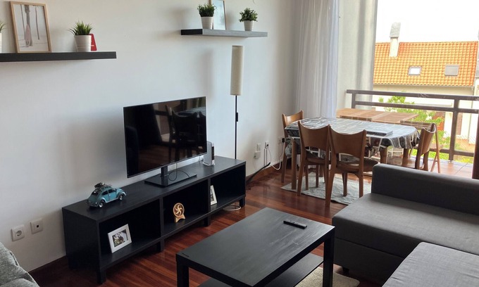 San Vicente de la Barquera Apartamento | Dúplex con aparcamiento y piscina.