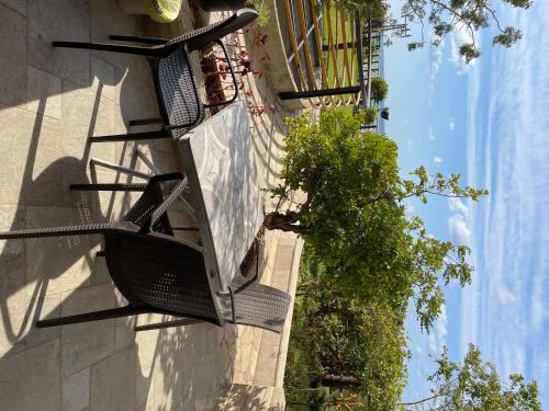 Jounieh Chalet De Esquí | Duplex at Solemar resort, totally renovated, pools, tennis, basketball, football