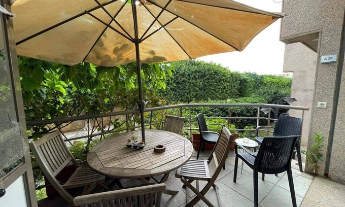 Maamelteine Chalet De Esquí | Duplex in Siwar with pool,2min from Le Royal Hotel