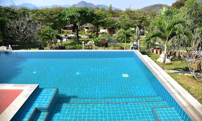 Nong Nam Daeng Hotel | Dusit Talai Resort