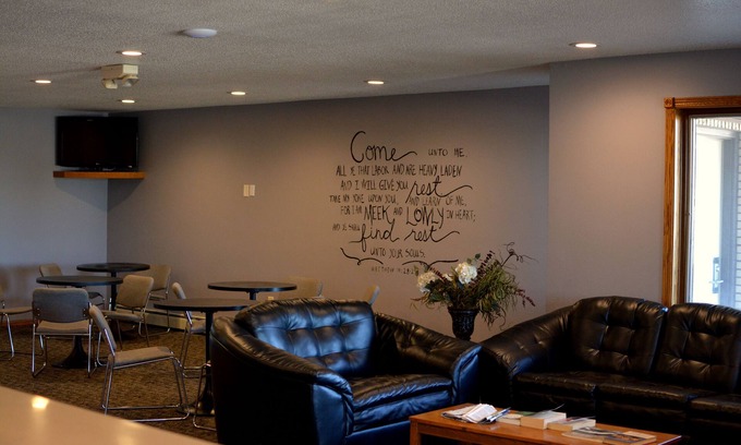 Kalona Hotel | Dutch Country Inn