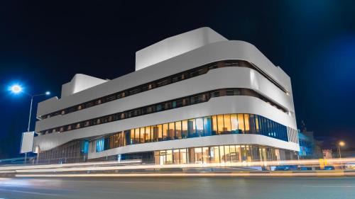 Benghazi Hotel | Ebreaze Hotel