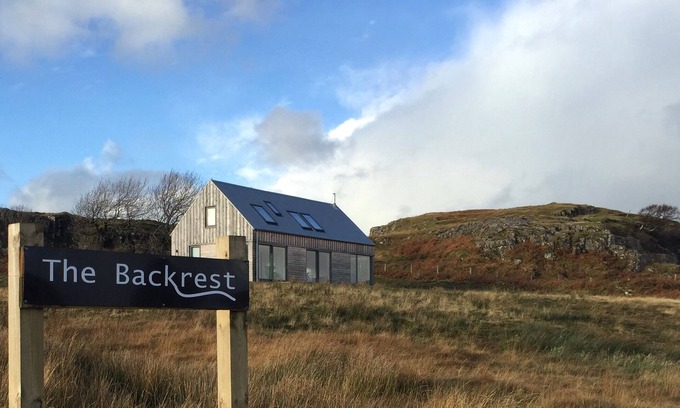 Skinidin Casa | Casa moderna ecológica y amigable con la espalda, impresionantes vistas desde todas las habitaciones, por Dunvegan