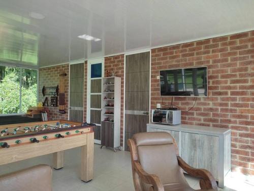 Sasaima Chalet De Esquí | Eco Hotel La Primavera - Cabañas Campestres de Descanso