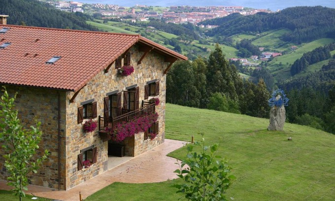 Bermeo Hotel | Eco Hotel Rural Lurdeia - Adults Only