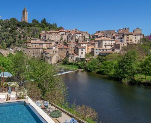 Olargues Hotel | Ecole Olargues - Chambres & restaurant - Teritoria