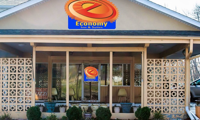 Warren Hotel | Economy Inn & Suites