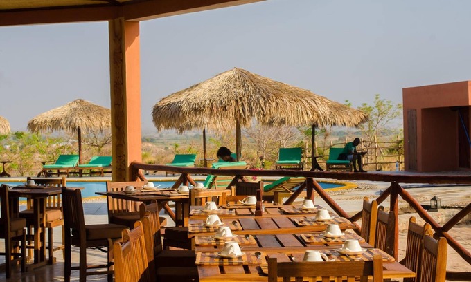 Miandrivazo Hotel | Eden de la Tsiribihina