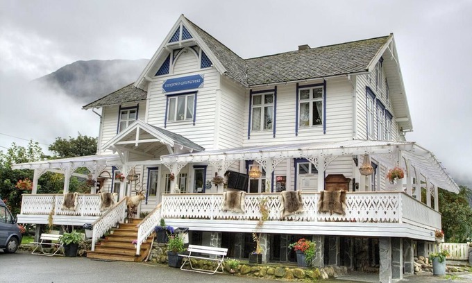 Ovre Eidfjord Hotel | Eidfjord Gjestgiveri