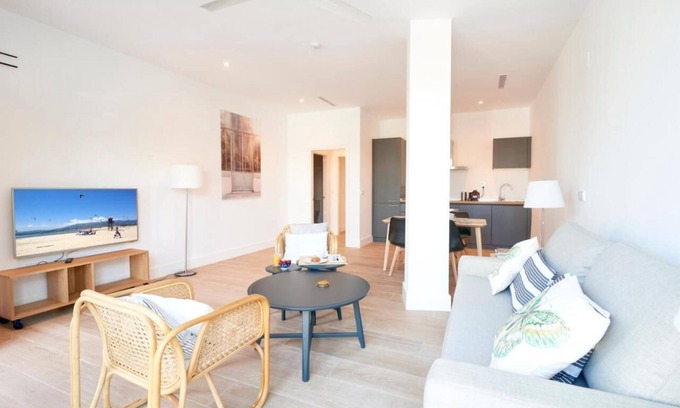 Palmones Apartamento | El Limonar 2: Portentoso Apartamento con terraza