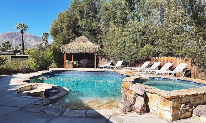 Palm Desert Casa | El Paseo. Private Pool and Spa Oasis.- Coachella Festival April