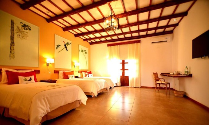 Zona Granja Hotel | El Pueblito Iguazú