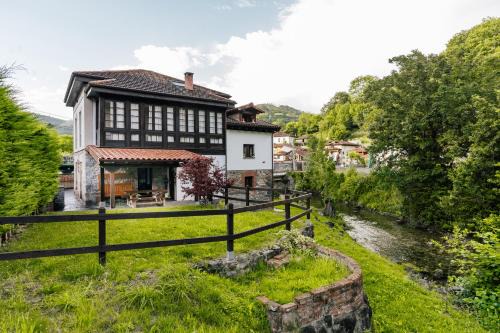 Soto de Cangas Casa | El Reinazu