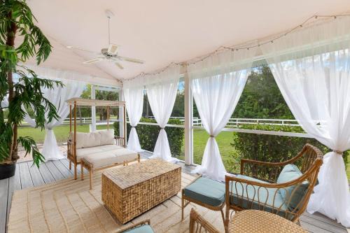 Biggar Casa | ELEGANT PRIVATE OLD SOUTH FLORIDA ESTATE NEW SLEEPS 18 TO 20 LARGE FAMILIES RETREAT WEDDINGS REUNIONS NANNY QUARTERS
