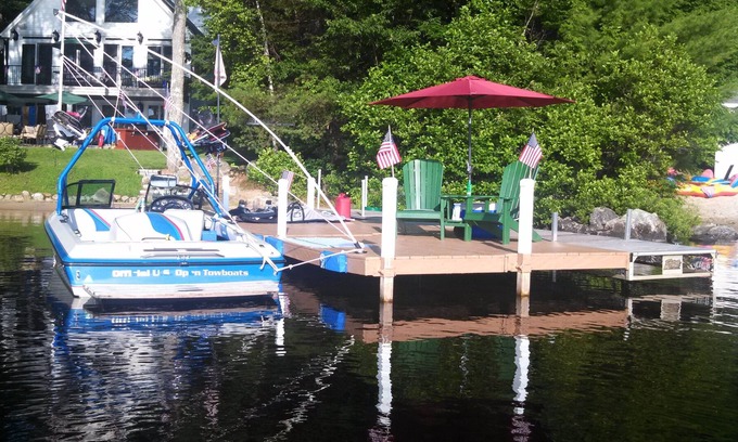 Milton Casa | Elegant Waterfront Cottage with Private Dock