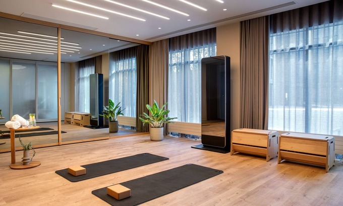 Fabryczna Hotel | Element Wroclaw