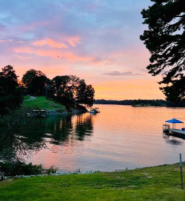 Gainesville Villa | Elias Lake House