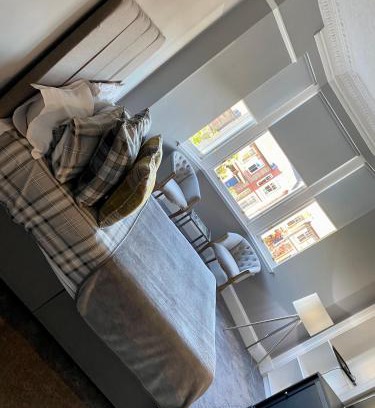 Bonnybridge Hotel | Ellwyn House