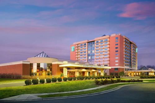 Concord Complejo | Embassy Suites by Hilton Charlotte Concord Golf Resort & Spa