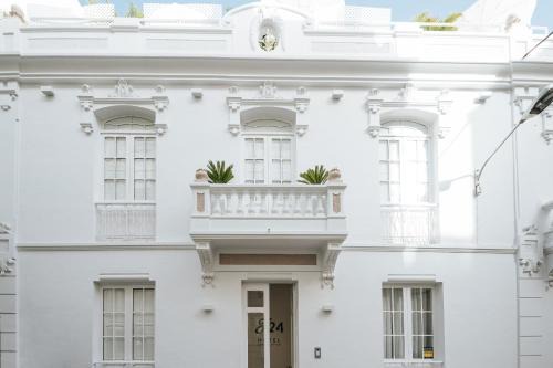 Santa Cruz de Tenerife Hotel | Emblemático F24-Only Adults B&B