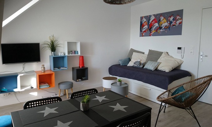 Saint-Meloir-des-Ondes Apartamento | Emerald Coast Studio