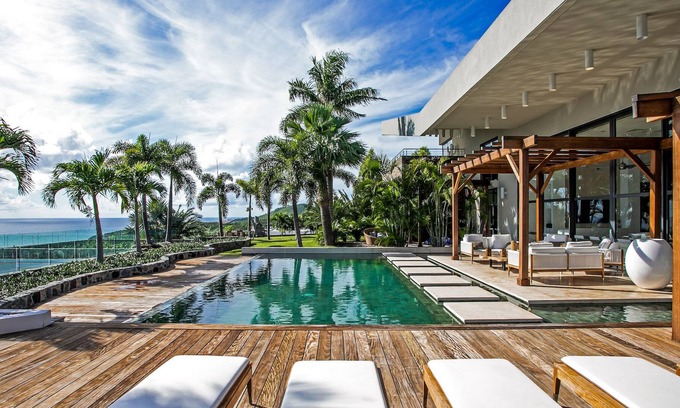 Indigo Bay Villa | Emeraude (3/4 Rooms) Luxury villa