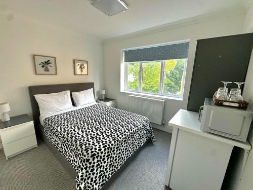 Walworth Casa | Emmanuel Ensuite Room