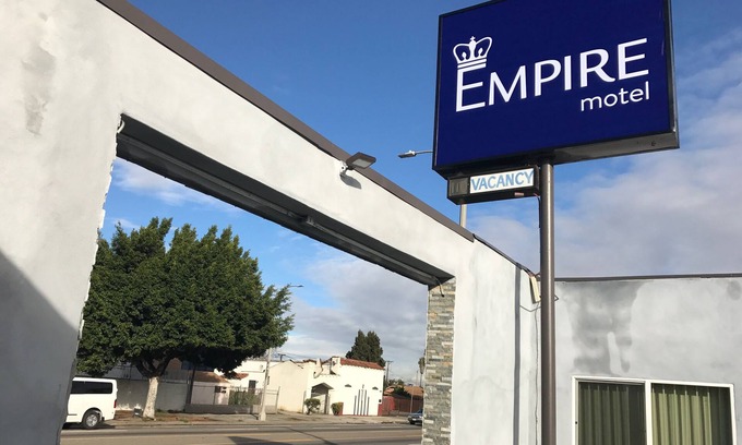 Park Mesa Heights Hotel | Empire Inn Motel
