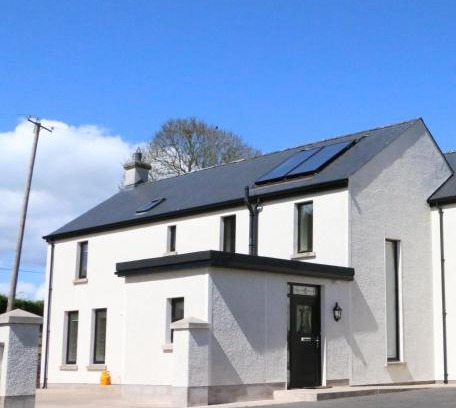 Emyvale Apartamento | Emy Lake Apartment - near Castle Leslie, Glaslough