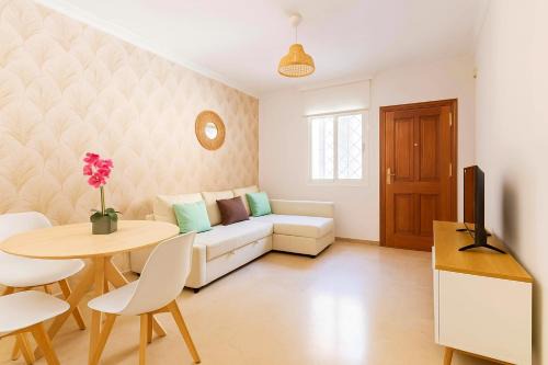 San Lorenzo Apartamento | En Patio sevillano Alameda-Isla Magica