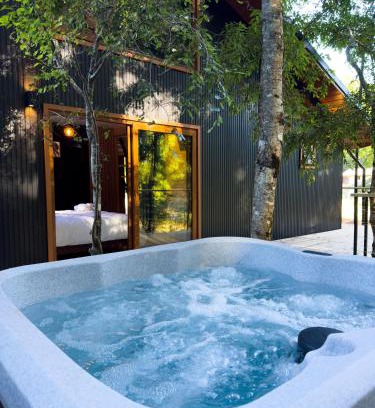 Pucon Cabina | Enarbol Lodge, Hot Tube en terraza