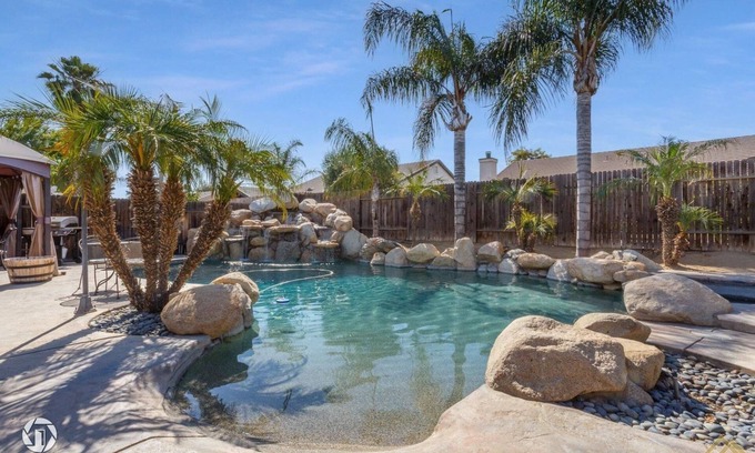 Greenacres Casa | Enjoy a Mini Oasis w/ Pool Waterfall 4bd/2ba Home!