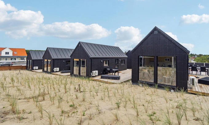 Nymindegab Casa | Enjoy a wonderful vacation near the fjord in this comfortable vacation home.