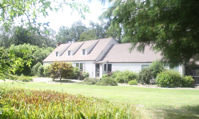 Weston Casa | Enjoy Fall in New England and relax in the quiet of this private country home