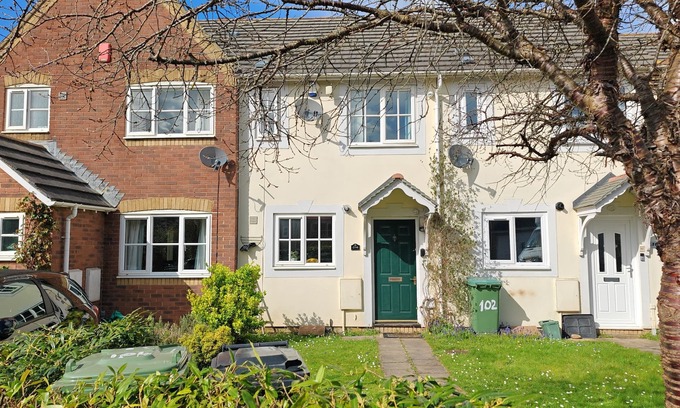 Stoke Gifford Casa | Casa entera de 1 habitación en Bakers Ground