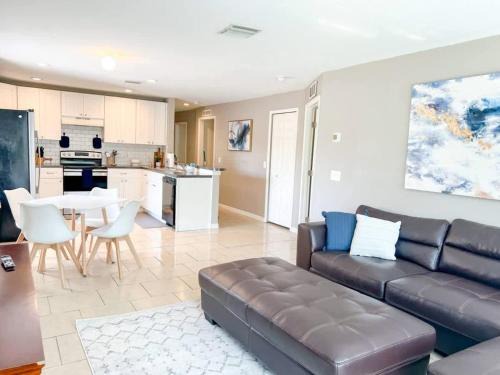 Dade City Casa | Entire Home in Dade City!