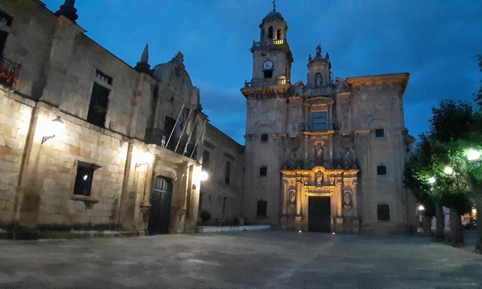 Lourenza Apartamento | Entre Las Catedrales Campo y Mar 1 y 2