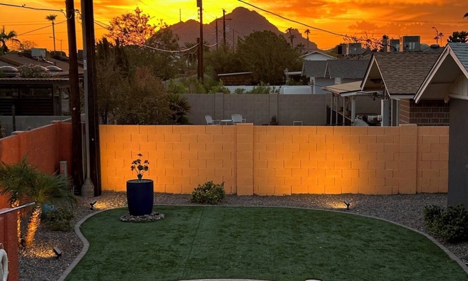 Park Scottsdale One Casa | NUEVA LISTA * Old Town * Piscina climatizada ** 86inTV * Sports / Playstation * ¡Todo lo que necesitamos es a usted!