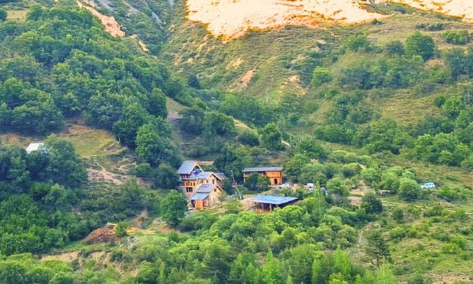 Barles Casa | Equestrian farm cottage