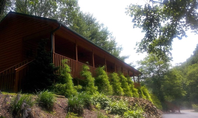 Sparta Cabina | Escapar y sanar su cuerpo y alma