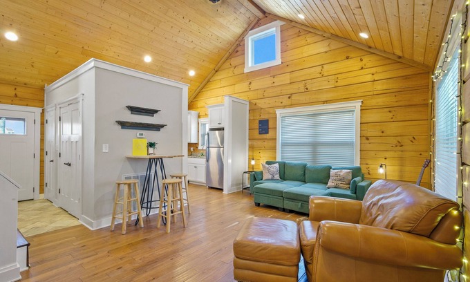 Monteagle Cabina | Escape to Nature @ Trailhead Cabins