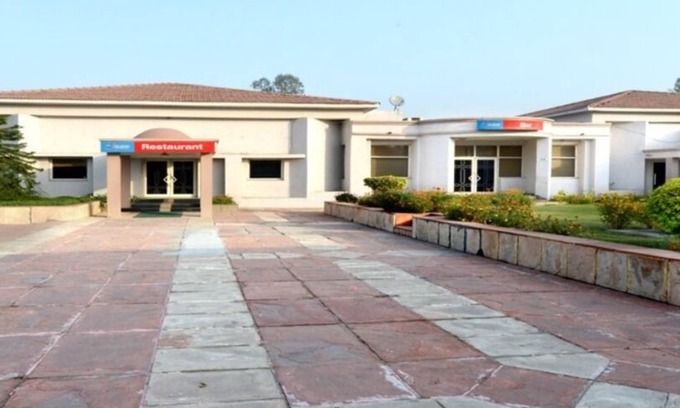 Sonepat Hotel | Ethnic India Tourist Resort