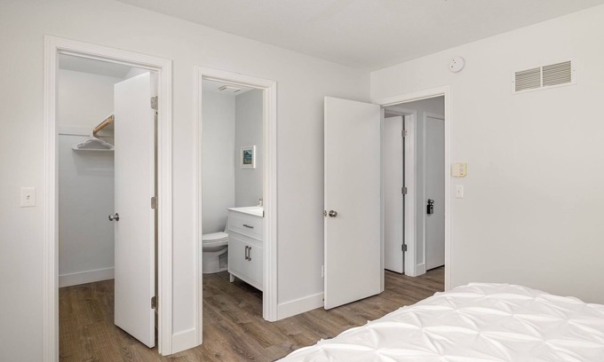 Eudora Casa | Eudora House with Epic Game Room