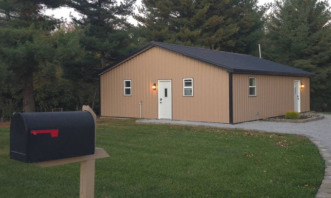 Casey Casa | Evergreen Edge - 1 mile from town!