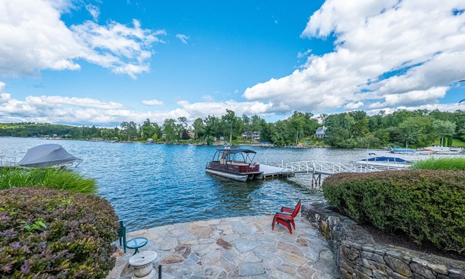 Danbury Casa | ¡Belleza excepcional en el agua! Lago Candlewood - Danbury, CT