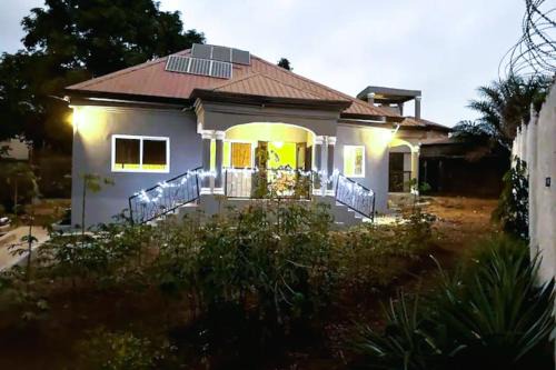 Freetown Apartamento | Exclusive Boutique Style Villa