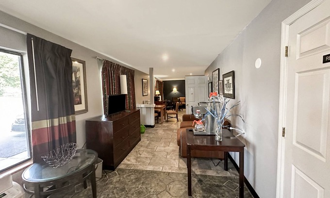 Ridgeway Hotel | Executive Inn Ridgeway I-77